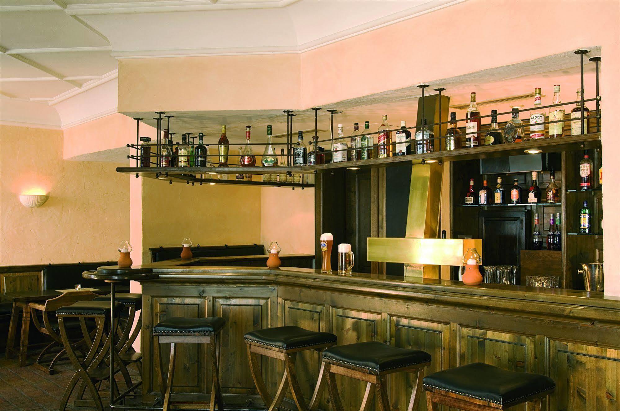 Hotel Kloesterle Noerdlingen - In Kuerze Elaya Hotel Kloesterle Nördlingen Restaurant photo