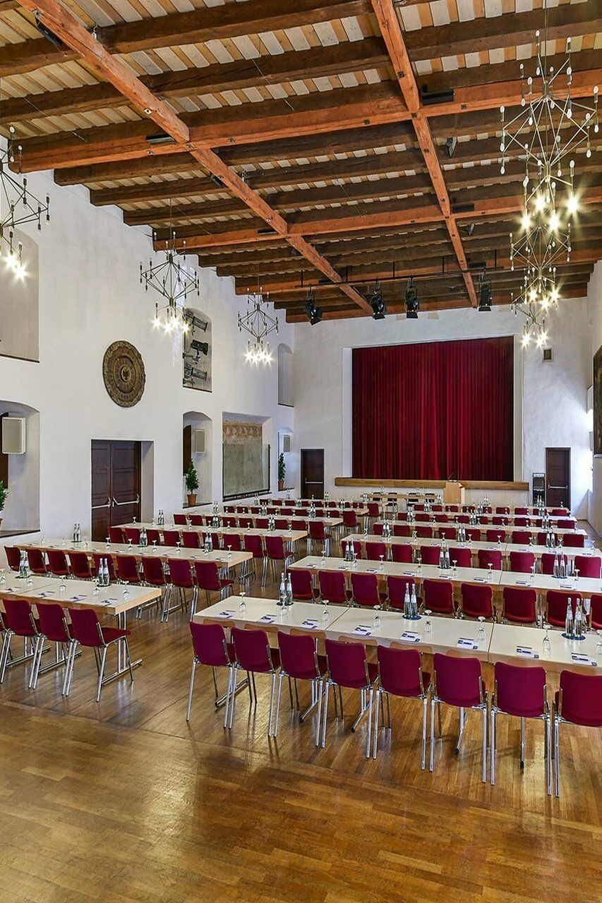 Hotel Kloesterle Noerdlingen - In Kuerze Elaya Hotel Kloesterle Nördlingen Extérieur photo